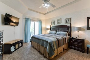 Condo (The GrandView Getaway- 2020 WEEKDAY P) | 3 bedrooms, WiFi