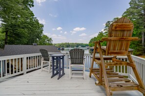 Property grounds - Lake Gaston Lyons creek 3 bedroom plus bunkbed loft 2 bathroom sleeps 10-12 (Macon)