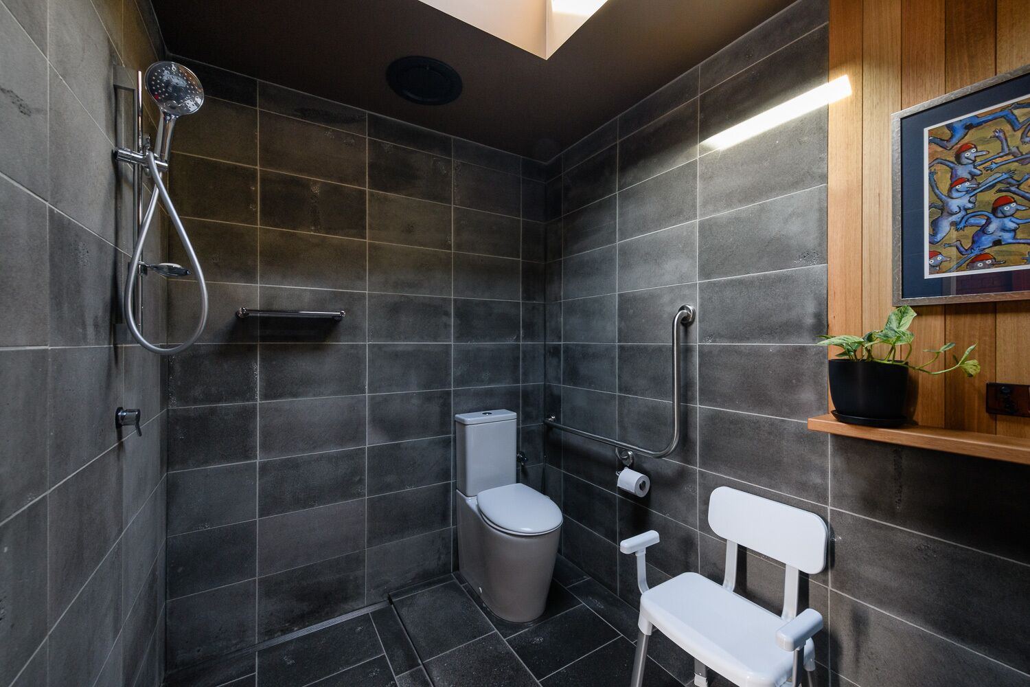 Fusilier Cottage luxury boutique accommodation in Battery Point — image 6