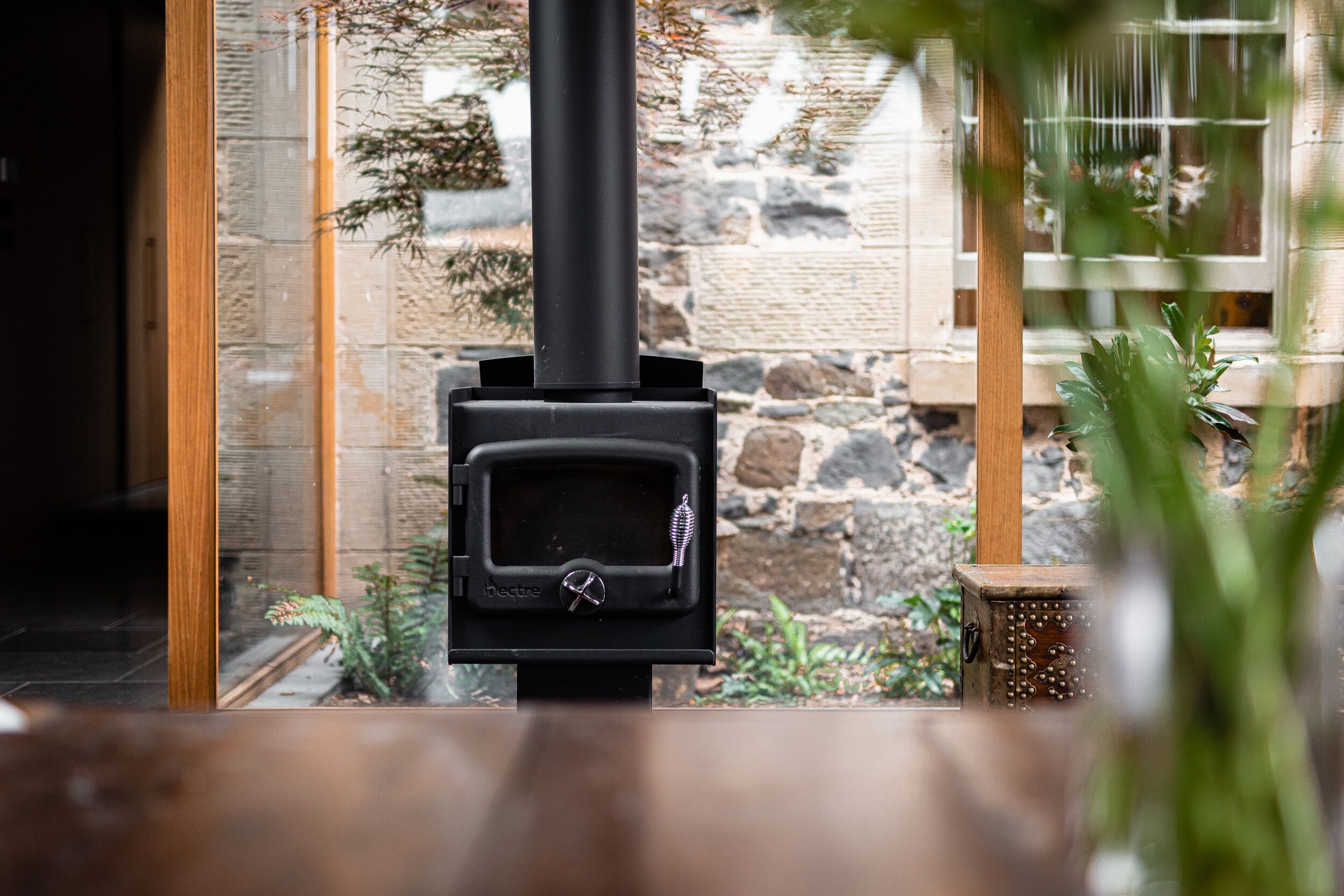 Fusilier Cottage luxury boutique accommodation in Battery Point — image 3