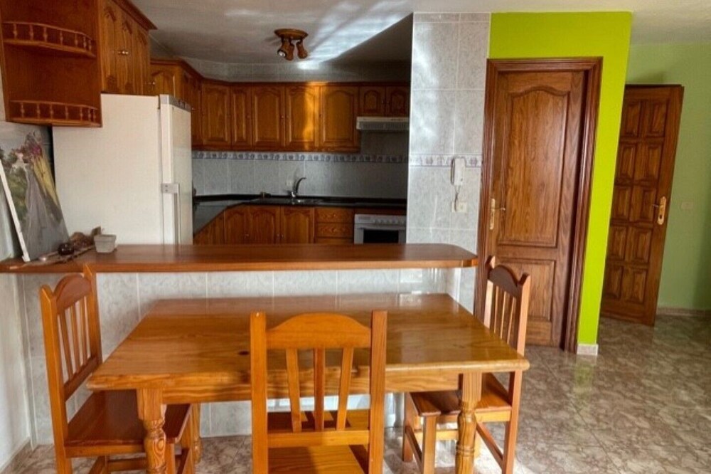 An oasis with a double panoramic view over the ocean and the mountain El Teide 1