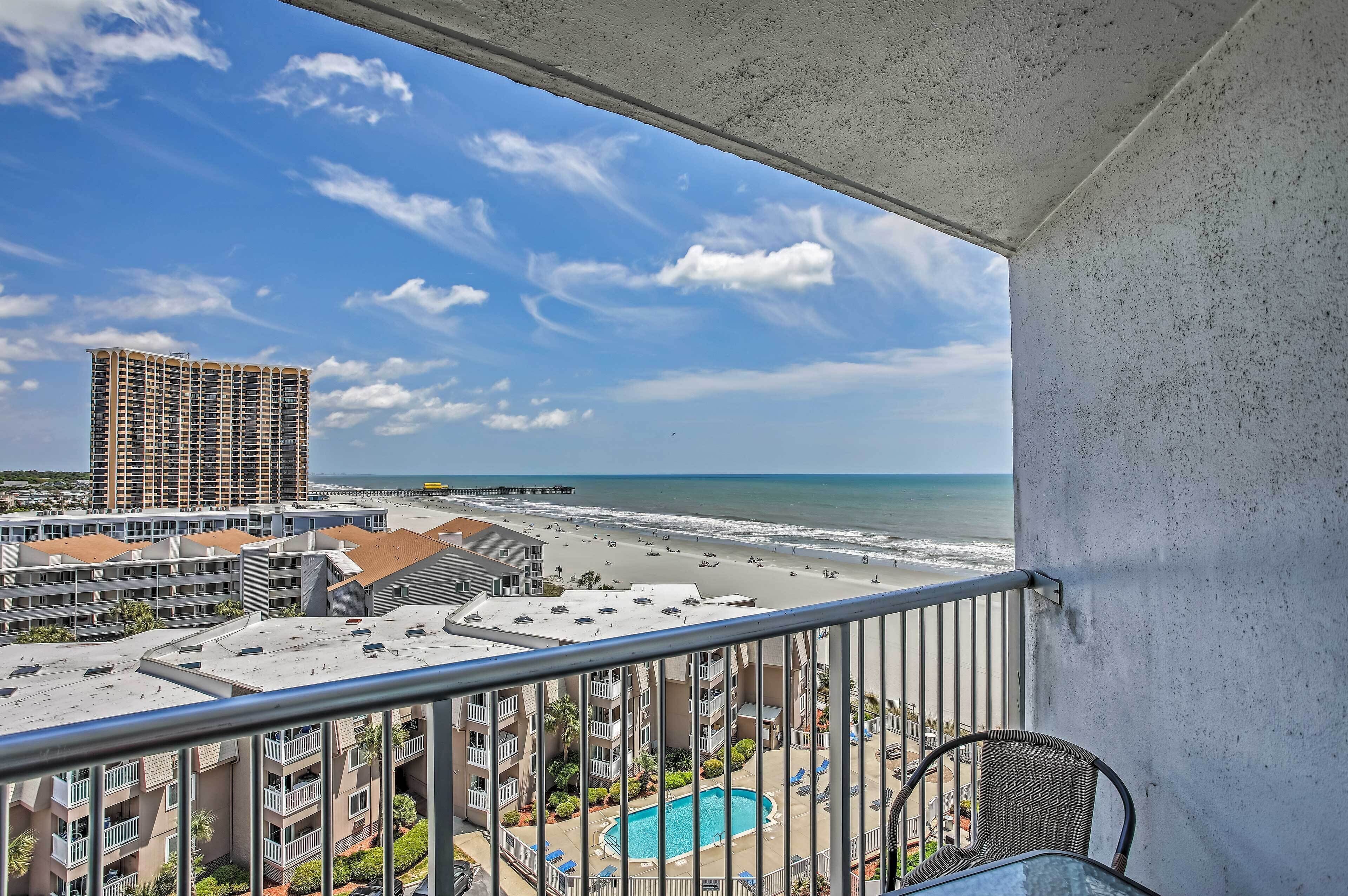 Ocean Annie's Studio w/ Unbeatable Sea Views!