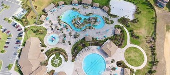 Exceptional Villa: Saltwater Pool, No Rear Neighbors, Game Room & Movie Theater