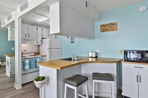 Microwave, stovetop, dishwasher, toaster
