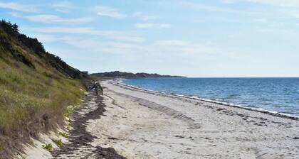 Beachfront on Private Beach w/ AC!