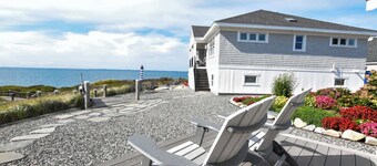 Beachfront on Private Beach w/ AC!