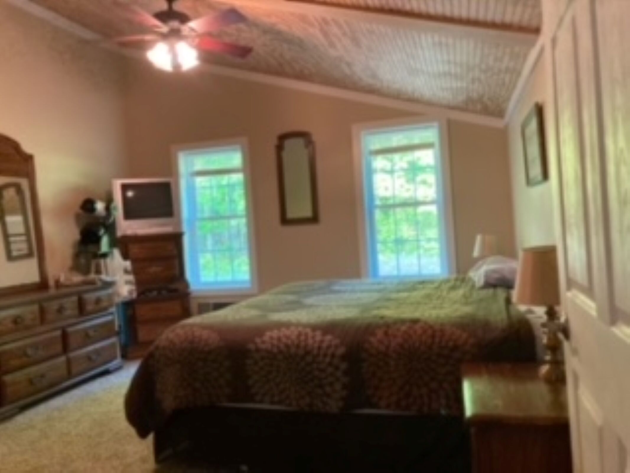 one bedroom camp in the woods minutes from Sleeping Bear National Park