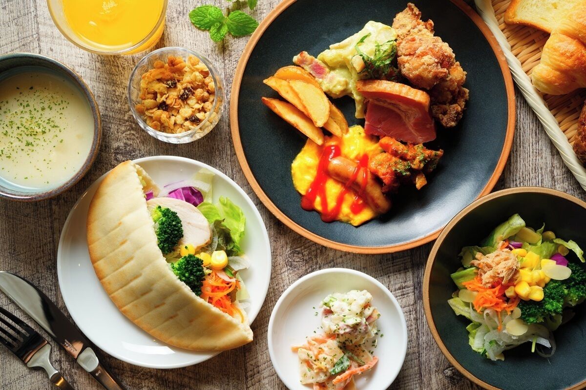 Sarapan prasmanan