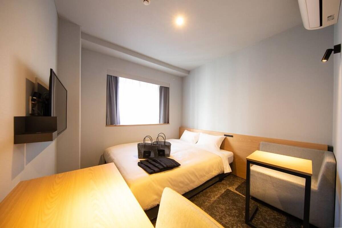 In-room safe, desk, blackout curtains, free WiFi