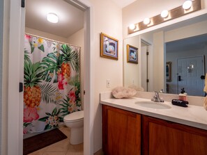 Bathtub, hair dryer, towels
