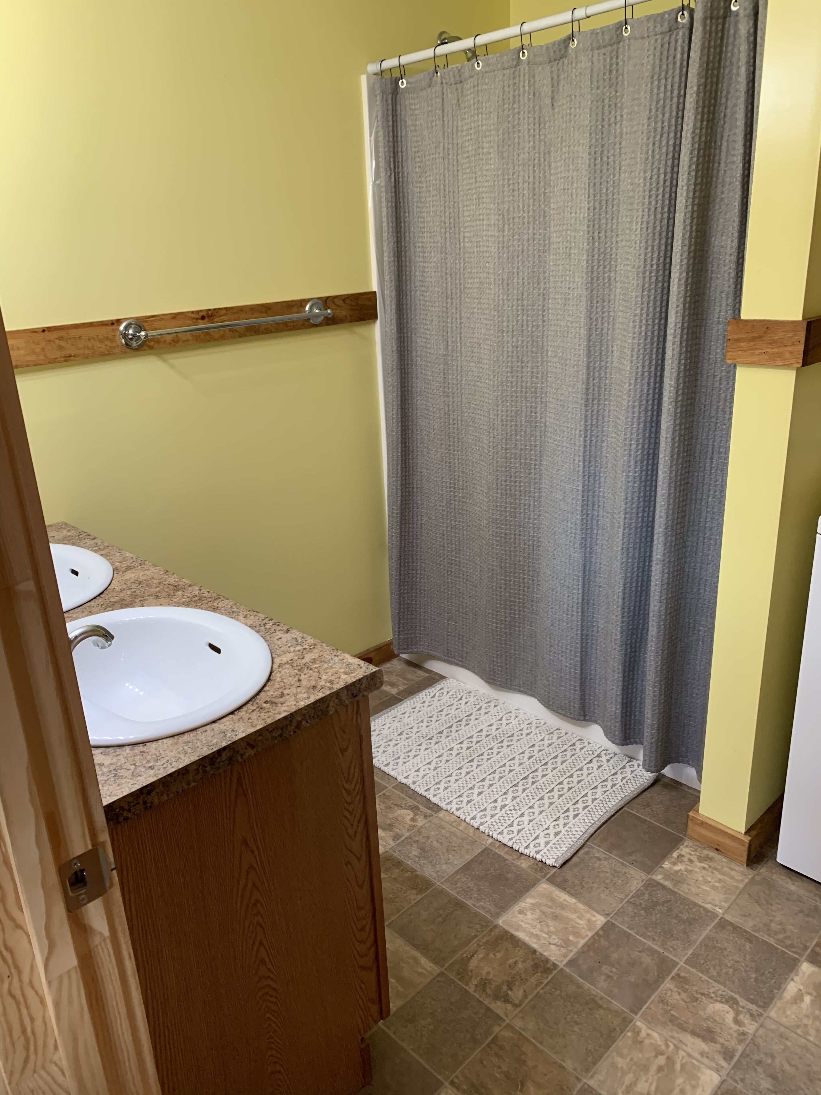 Toallas y papel de baño 