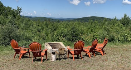 Cozy cabin with amazing Mountain Viewâs
