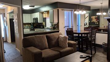 Condo (The ChileDrop - Walk to lift - Sleeps) | Living room | TV, Netflix, streaming services