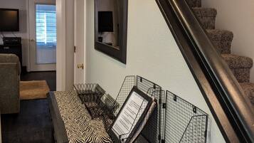 Condo (The ChileDrop - Walk to lift - Sleeps) | Interior