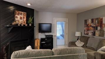 Condo (The ChileDrop - Walk to lift - Sleeps) | Living room | TV, Netflix, streaming services