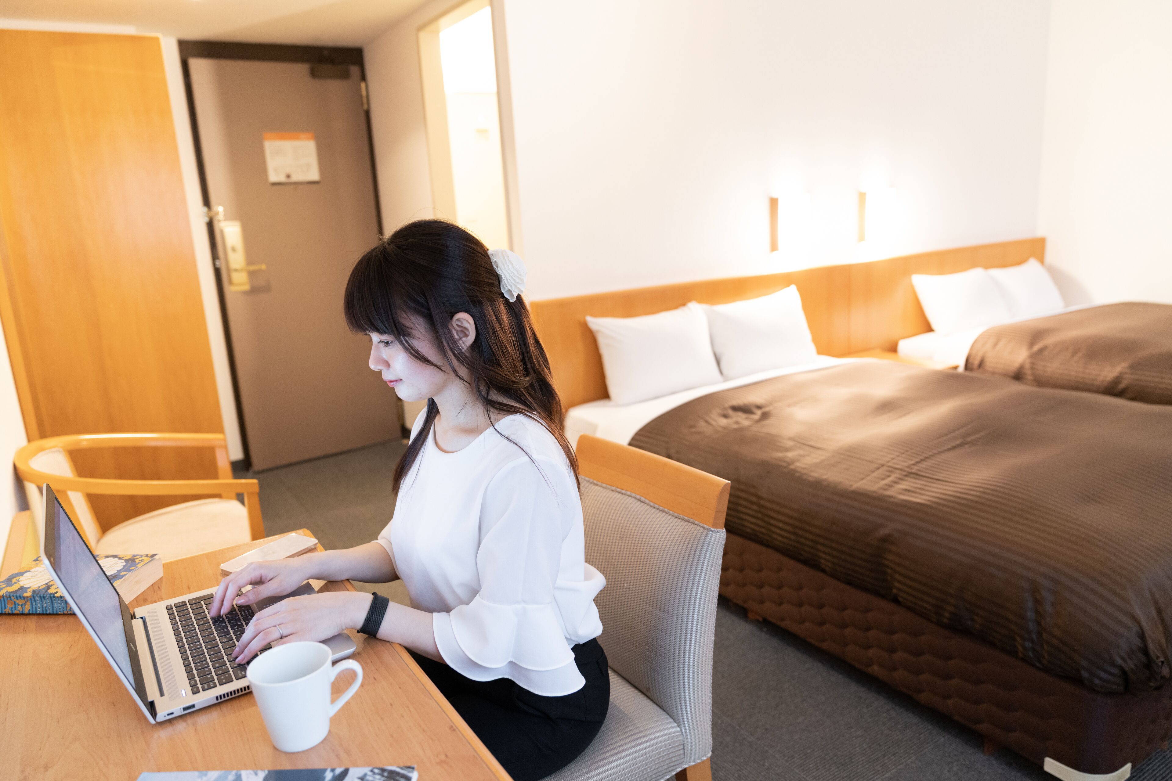 1 bedroom, down duvets, desk, blackout curtains