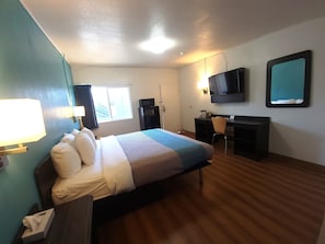 Desk, rollaway beds, free WiFi, bed sheets - Othello Inn And Suites (Othello)