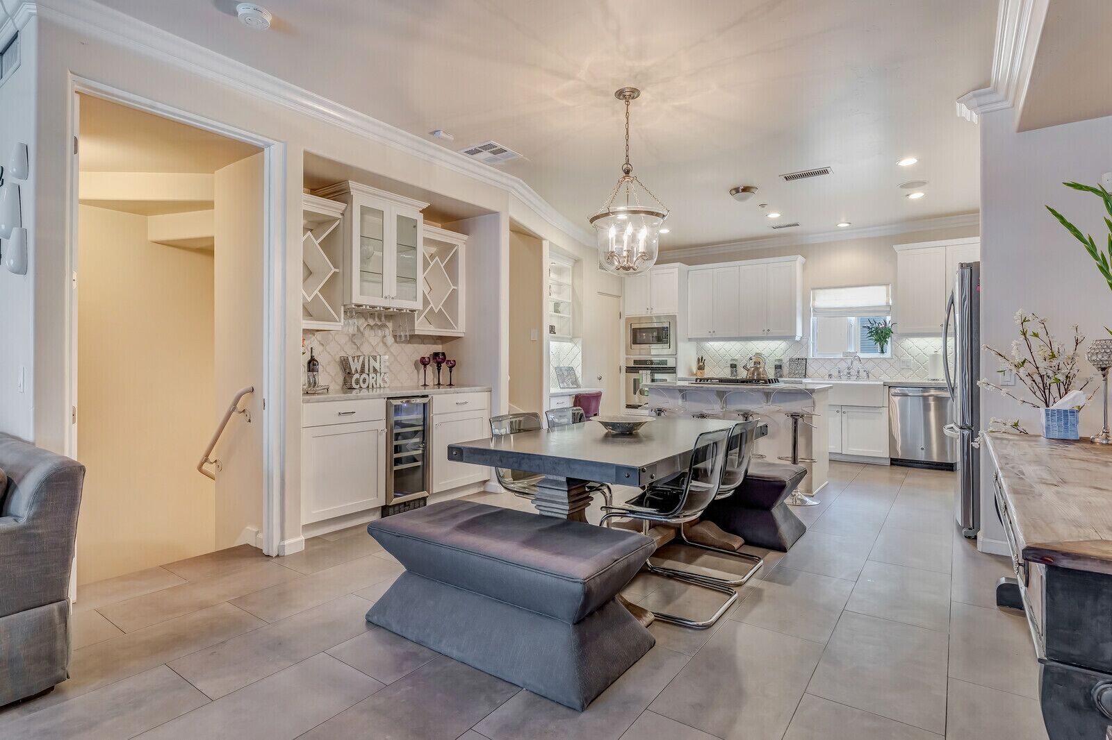 Modern 4BR/4B With Views of Harbor and Downtown