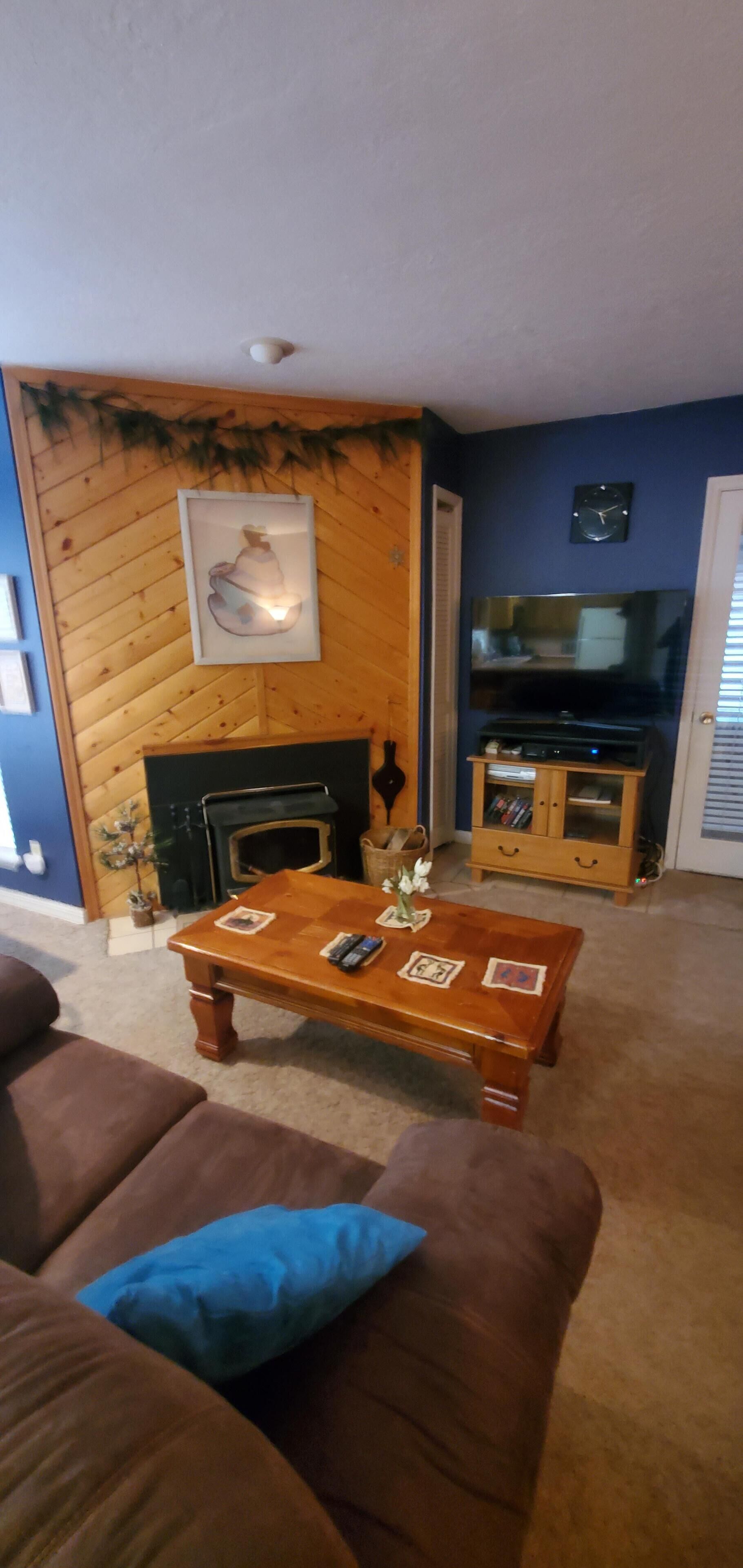 Condo (ChileDrop 2 - Walk to lift – Sleeps) | Living room | TV, fireplace, DVD player