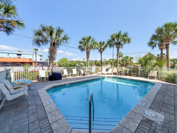 House, 3 Bedrooms | Pool | Outdoor pool