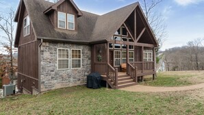 House (Sooner Settle Lodge - Incredible desi) | Exterior - Sooner Settle Lodge (Reeds Spring)