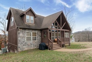 House (Sooner Settle Lodge - Incredible desi) | Exterior