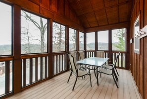 House (Sooner Settle Lodge - Incredible desi) | Balcony - Sooner Settle Lodge (Reeds Spring)