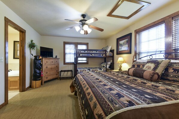 House (Sooner Settle Lodge - Incredible desi) | Exterior - Sooner Settle Lodge (Reeds Spring)