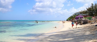 Lynden's Western Gated