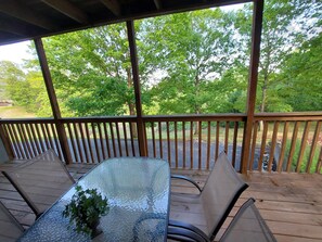 Condo (Serenity Ridge - POOLS - Great Balcon) | Ban công