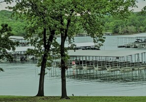 Cabin (Lighthouse 15 - Lakeside - Resort Ame) | Lake