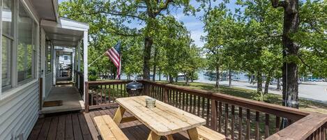 Cabin (Lighthouse 5-5B - Sleep up to 12! On ) | Exterior