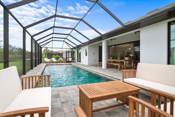 Outdoor pool, a heated pool