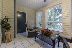 Condo (Country Getaway Condo - NO STAIRS!! S) | Interior