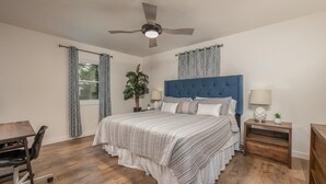 House (Greystone Home - Excellent location! ) | Exterior - Greystone Home (Springfield)