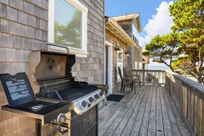 Unclassified image, 2 of 46, button