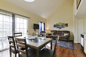 Appart'hôtel (WaterWay - Balcony view of Lake Taney) | Extérieur