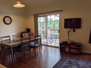 Living room - WaterWay (Branson)