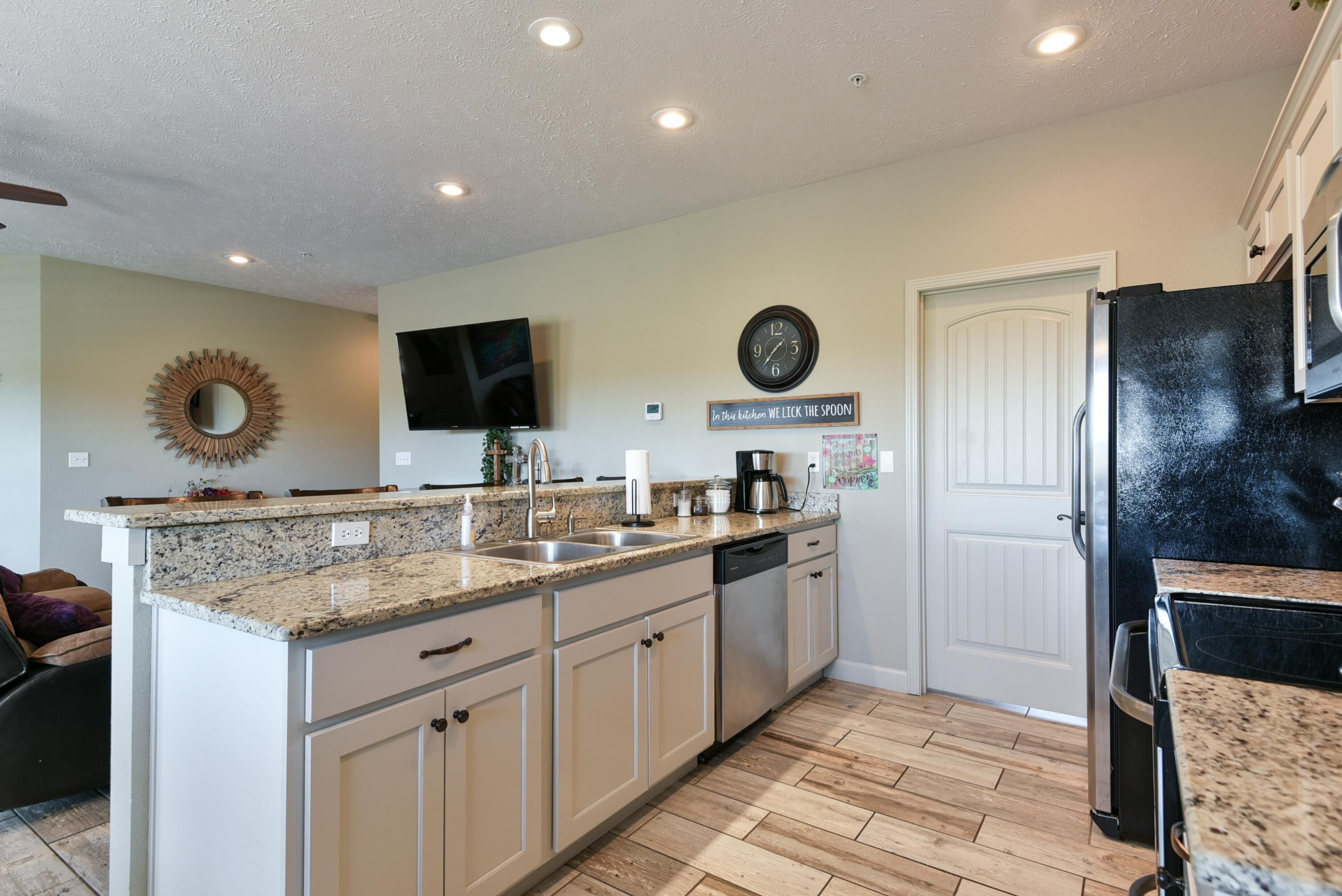 Condo (NO STAIRS! The LUX @ Stonebridge - Cl) | Exterior