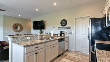 Condo (NO STAIRS! The LUX @ Stonebridge - Cl) | Exterior