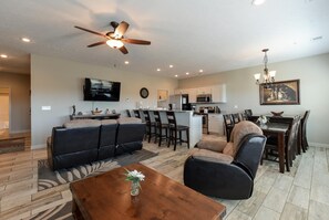 Condo (The PLUSH @ Stonebridge C - TENNIS/Pl) | Exterior