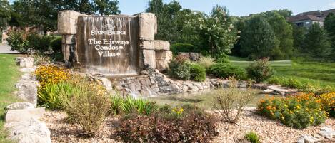 Condo (The SPLENDOR @ StoneBridge D - ONSITE) | Property grounds