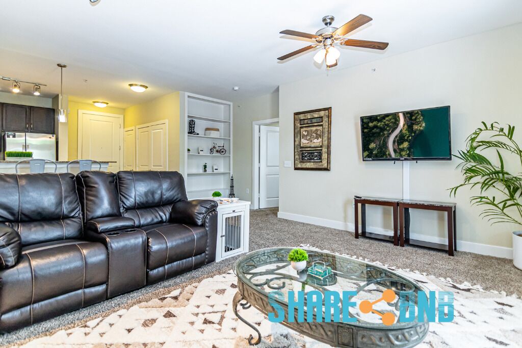 North Dallas Retreat - Pet Friendly/Remote Work