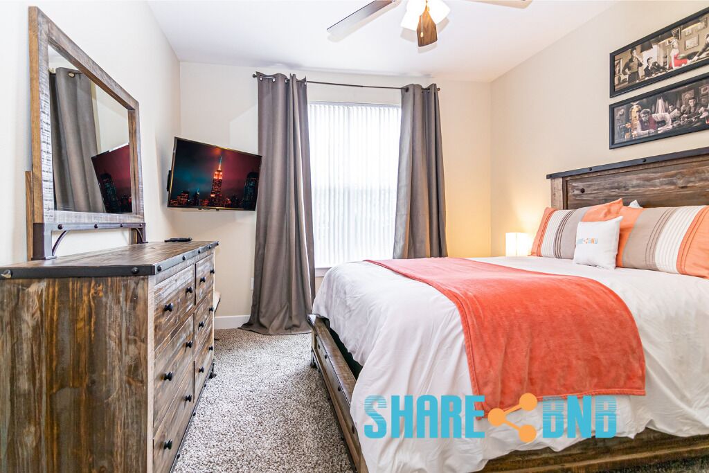 North Dallas Retreat - Pet Friendly/Remote Work