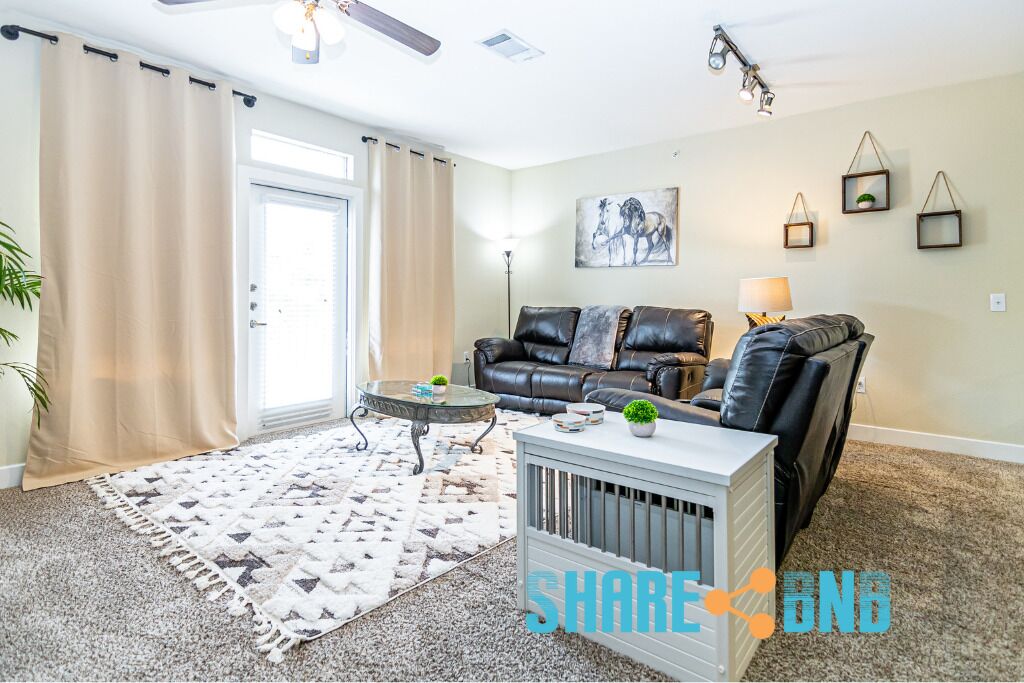 North Dallas Retreat - Pet Friendly/Remote Work