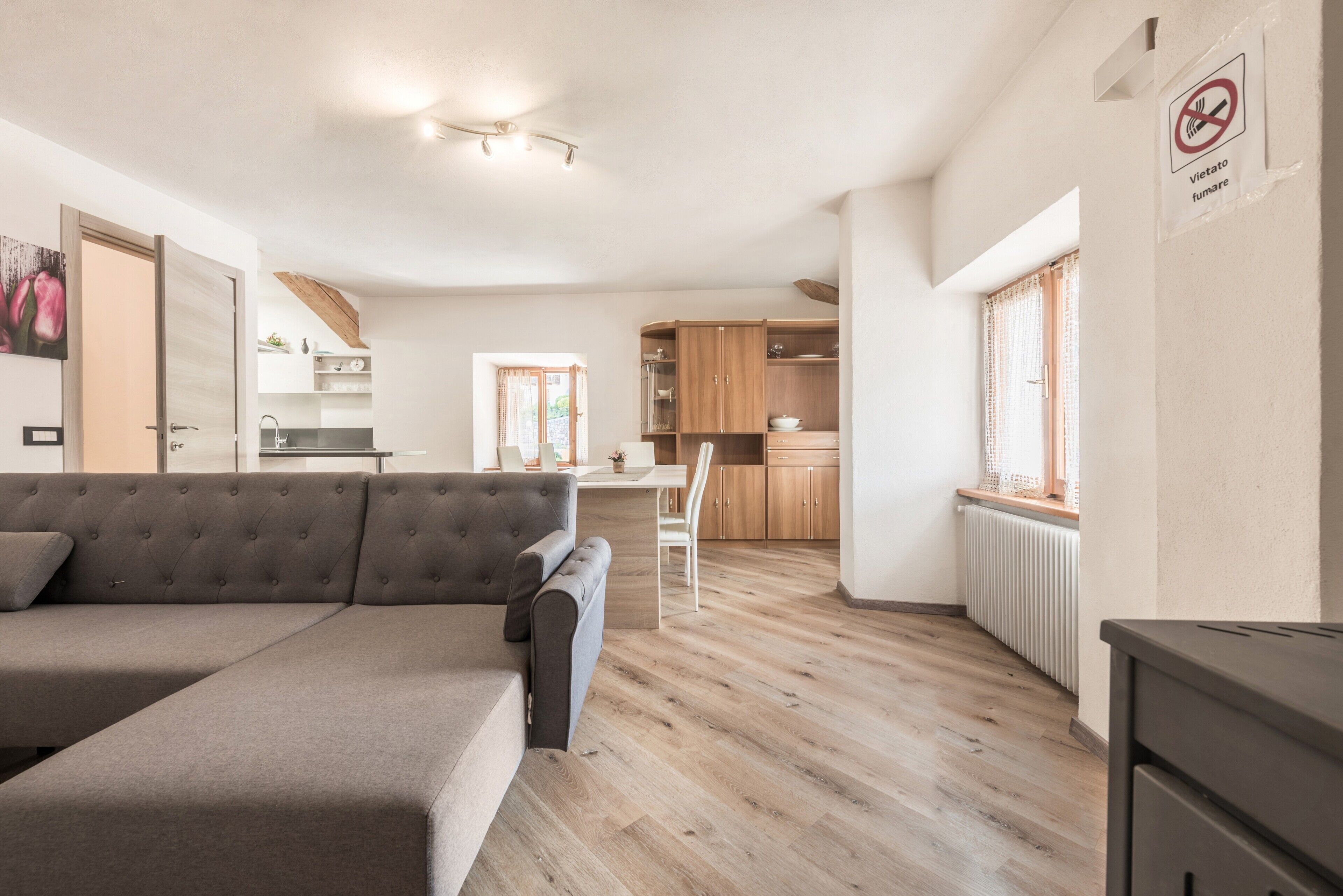 Fernseher, Kamin