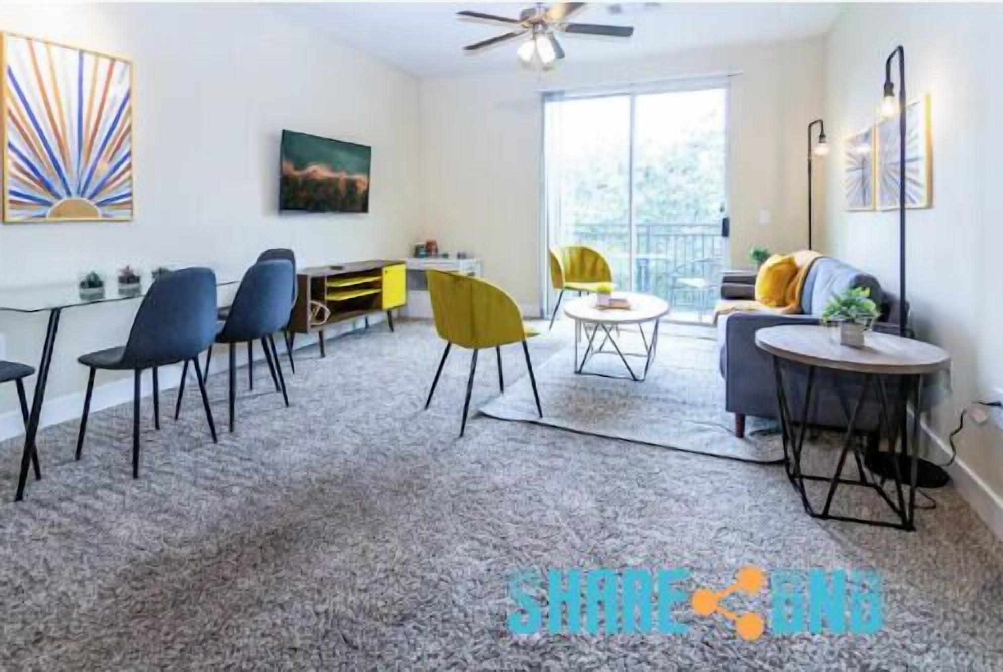 North Dallas Relaxation Pad - Remote Work/Pets