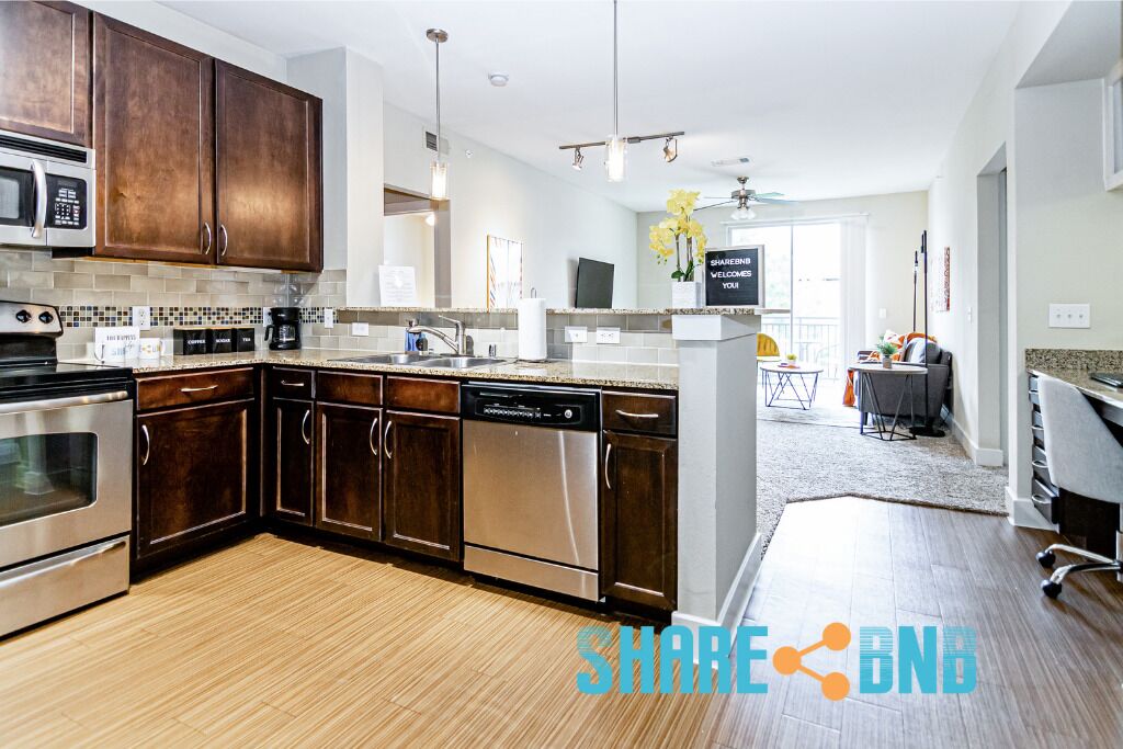 North Dallas Business Suite - Pet/Remote Work