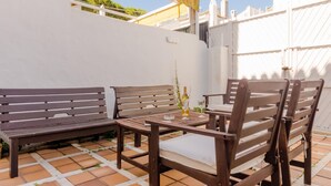 Outdoor dining - Semi detached house in El Manantial (El Puerto de Santa María)