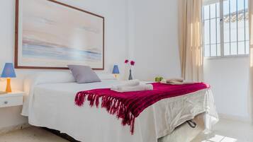 2 chambres, fer et planche Ă repasser, accĂšs Internet, draps fournis